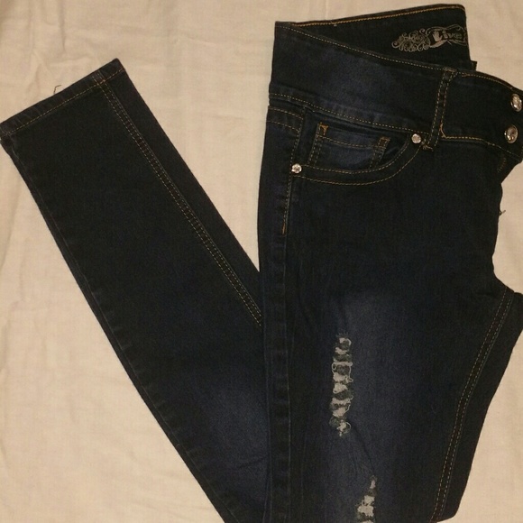 Live Denim - Live distressed jeans